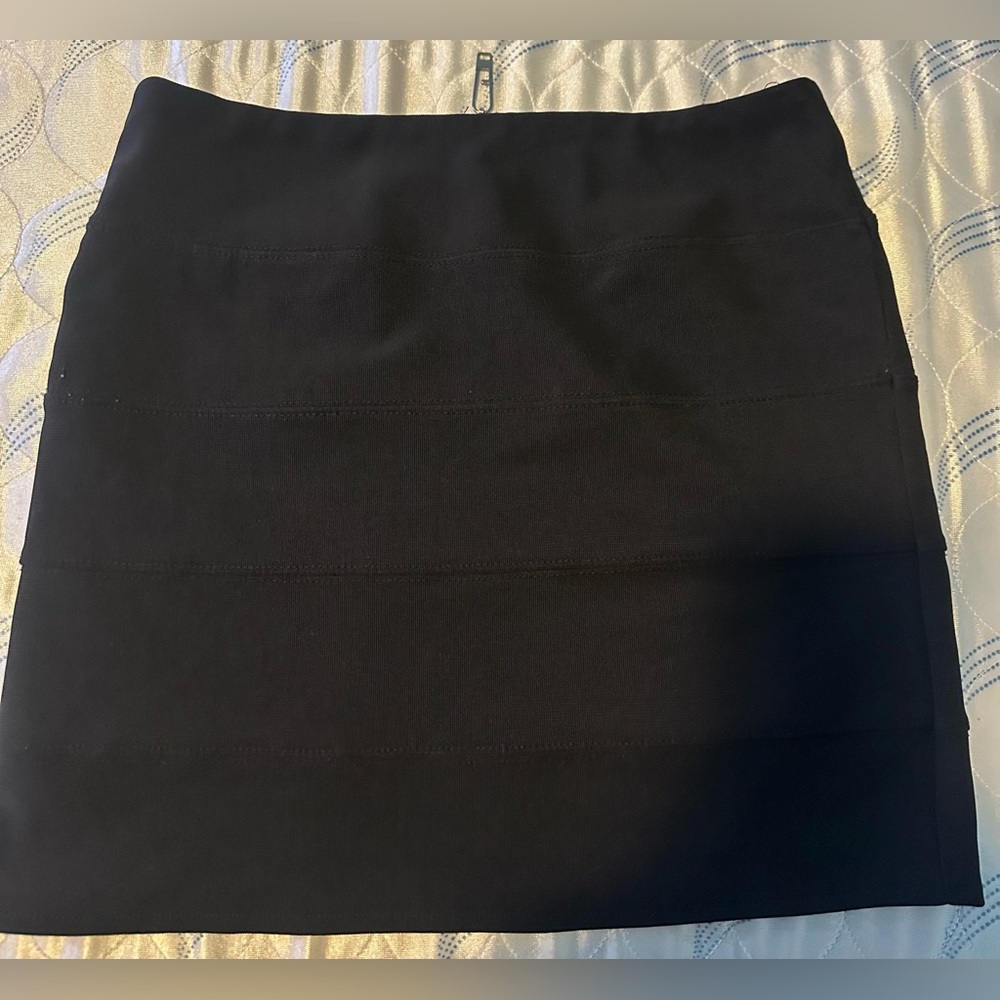 Short black skirt